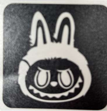 Labubu glittertattoo